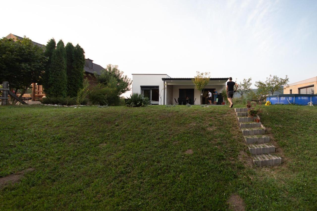 Simply-Una Bihać Exteriör bild